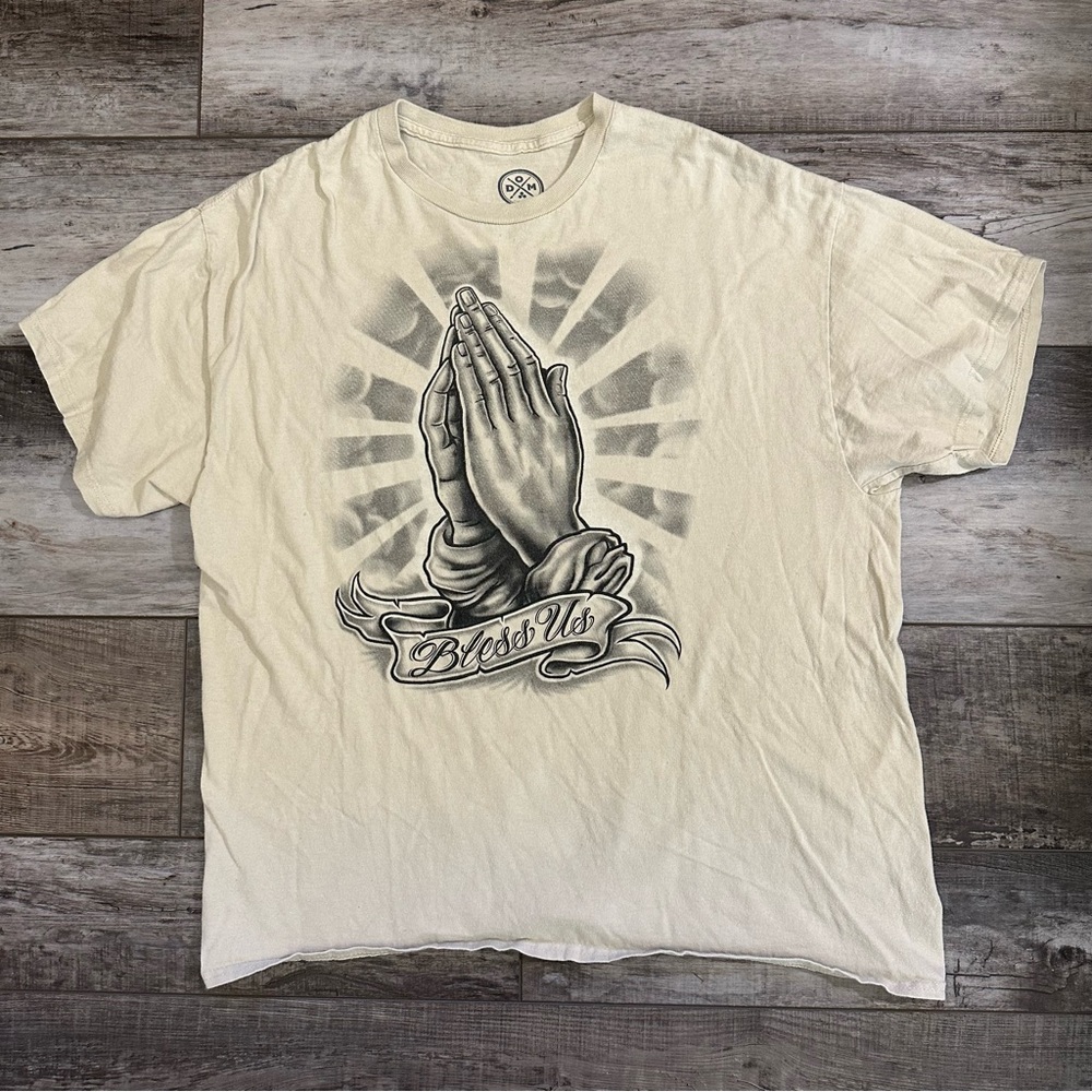 Cream Short-Sleeve Graphic Prayer Hands Tee